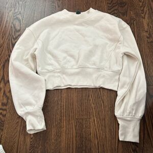 Wild Fable Cream Cropped Sweatshirt